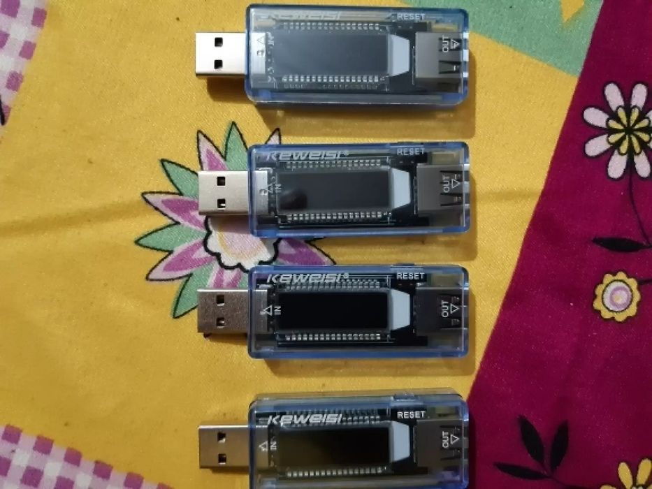 USB тестер Keweisi KWS-V20