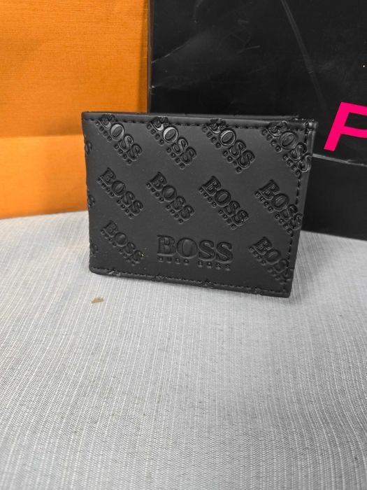 Portfel męski Hugo Boss czarny skórzany premium