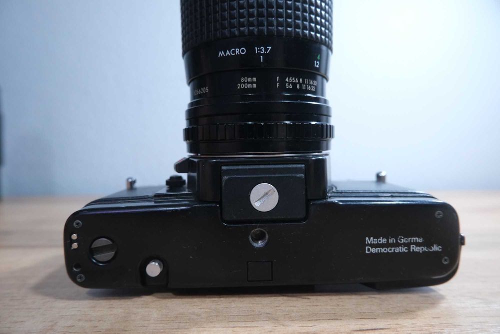 Praktica BCA z obiektywem Prakticar PB 80-200mm f/4.5-5.6 MC Pentacon