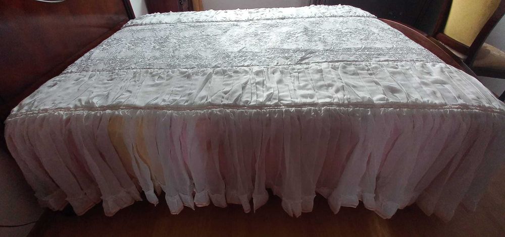 Colcha Manta vintage de cama casal, com folhos laterais Nova