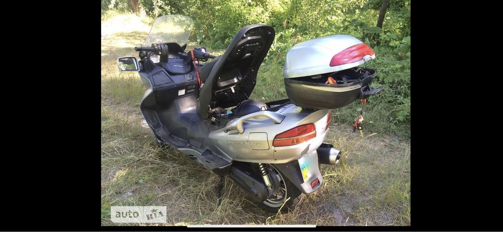 Продам Suzuki sky wave ( Burgman) 650 2002 года