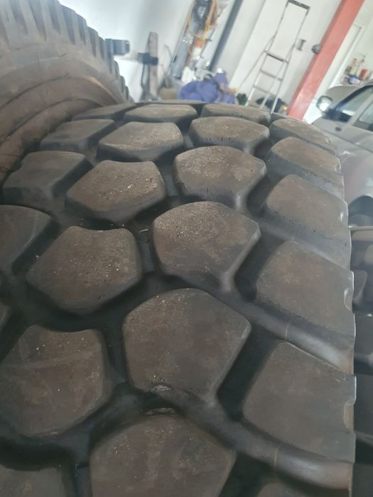 395 85 R20 Michelin 14.00 R20