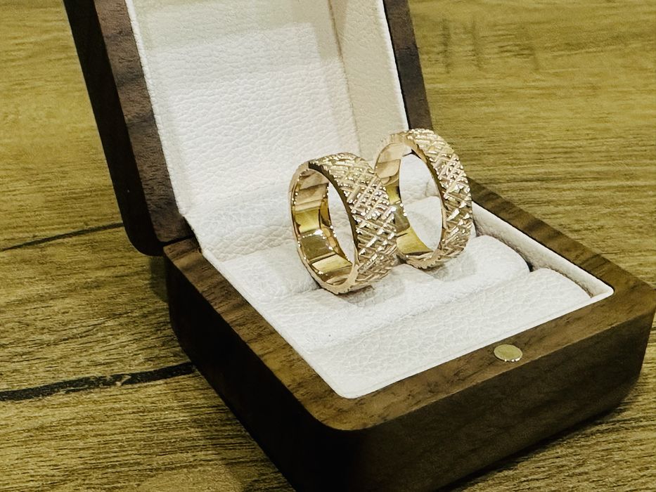 Обручальные кольца 585