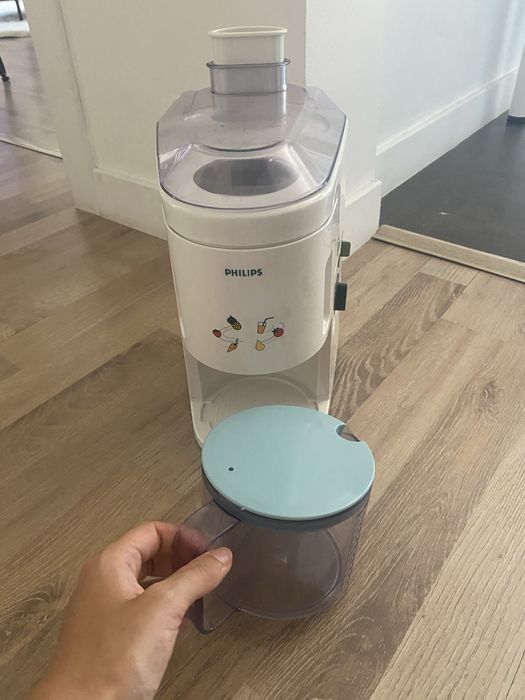 Máquina de sumos Philips