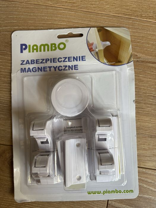Blokada do szafek magnetyczna
