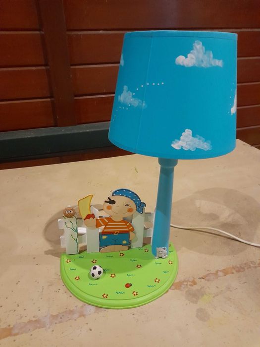 Candeeiro bebé/criança super giro :)