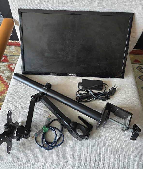 Monitor 22" Samsung – Ideal para Trabalho ou Estudo – Usado