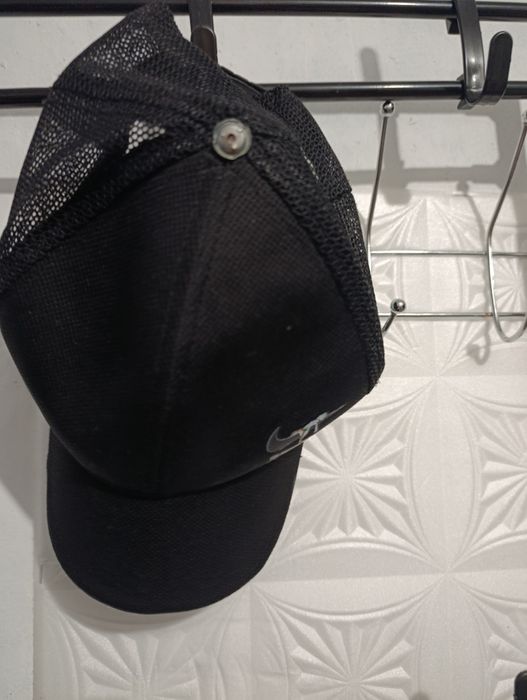 Кроссовки с подсветкой 12 режимов. Ярко святят