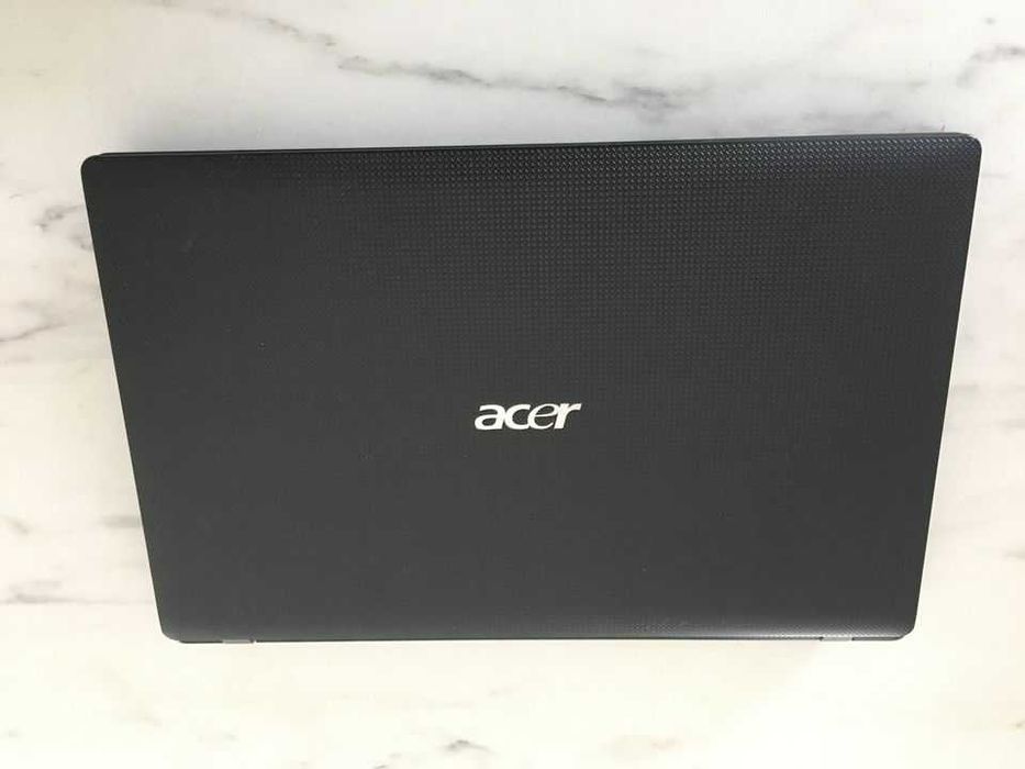 Portátil ACER ASPIRE 5742 ( Para desocupar )