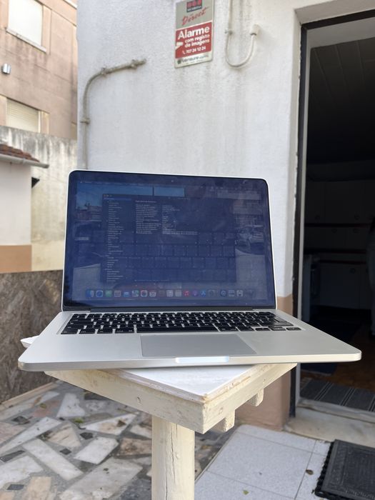 Macbook pro 12,1