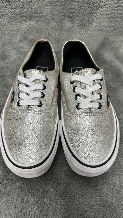 Vans off the wall