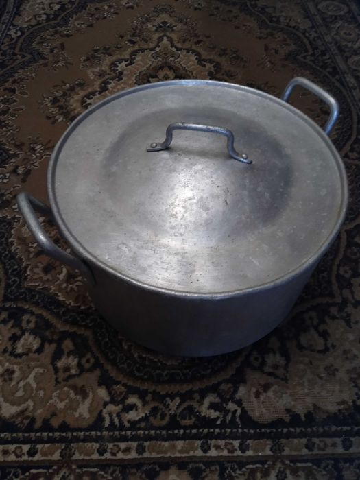 Кастрюли на 40 литров