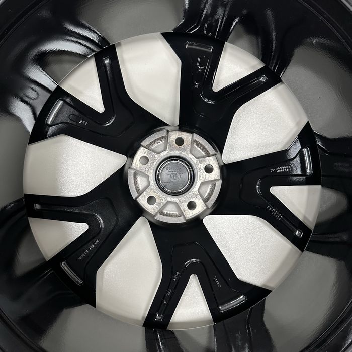 Комплект дисків для Audi RSQ8, SQ8, Q8, SQ7 5х112 R23