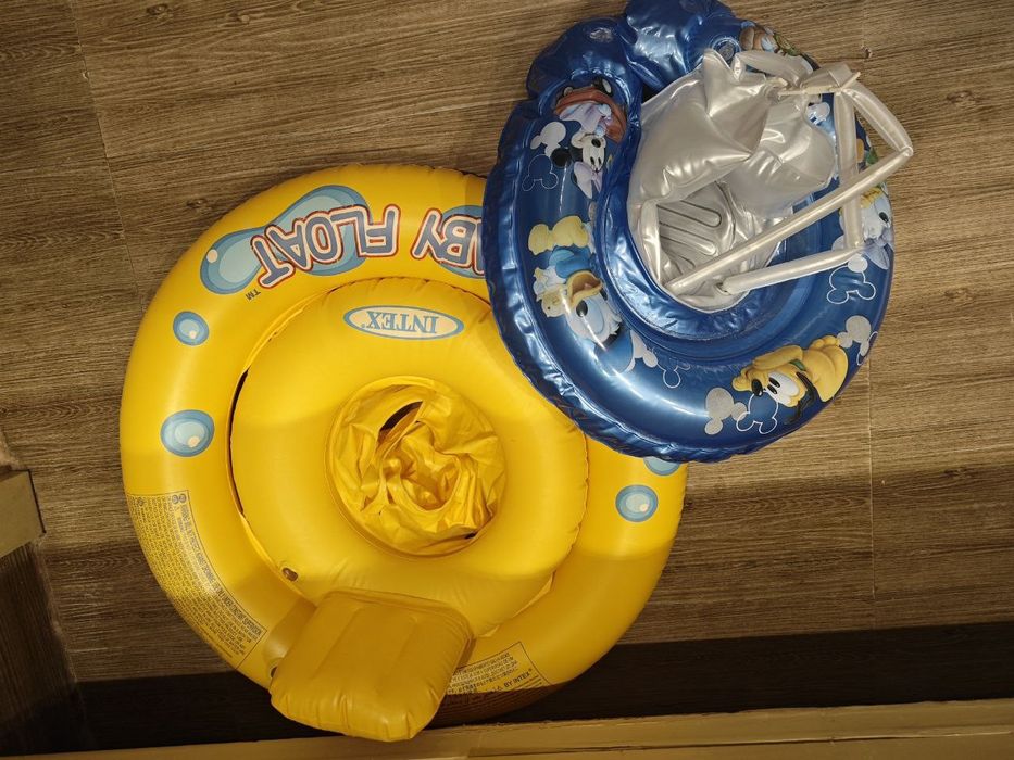 Продам водный пистолет и круги