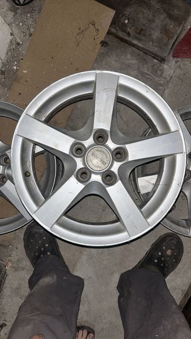 Диски Enzo H 16" 6,5J 5x112 ET45 DIA70,1(vag) 5x112