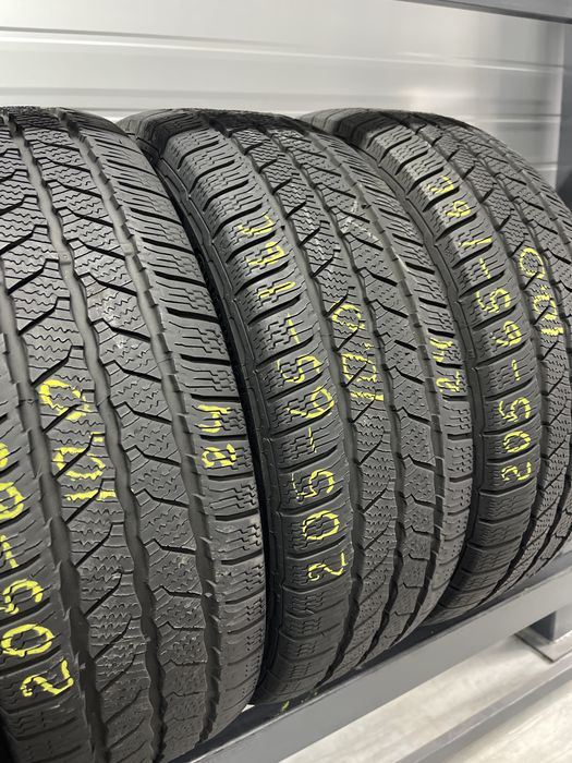 Зимові шини 205/65r16 C Continental. Ціна 2500 грн/шт.