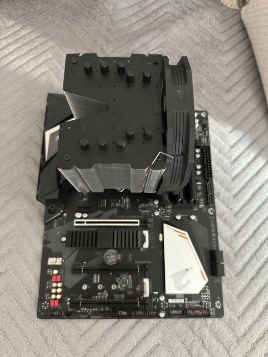 B450 + 5 5600X + 32GB DDR4 + Fortis 3