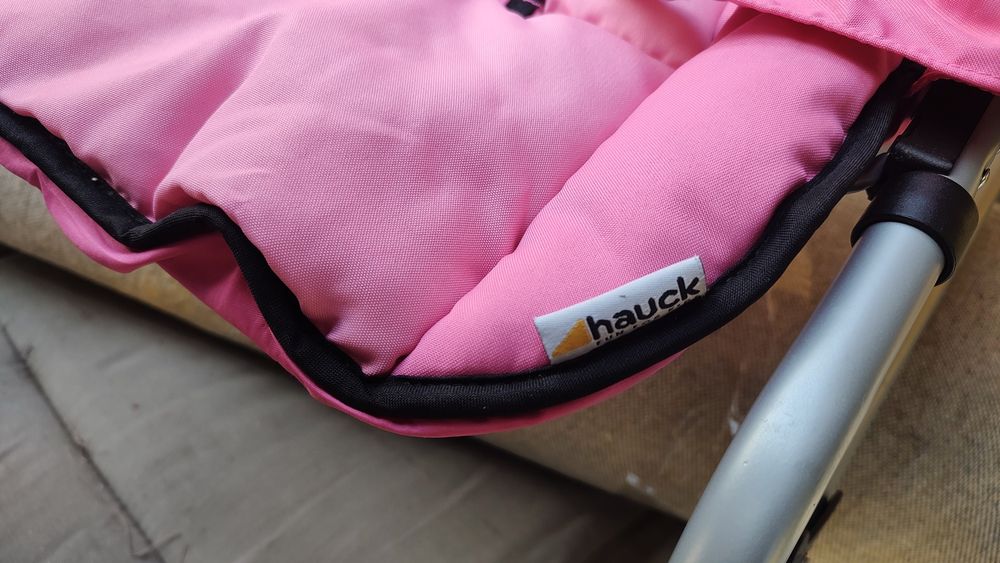 Krzesełko do karmienia wysyłka