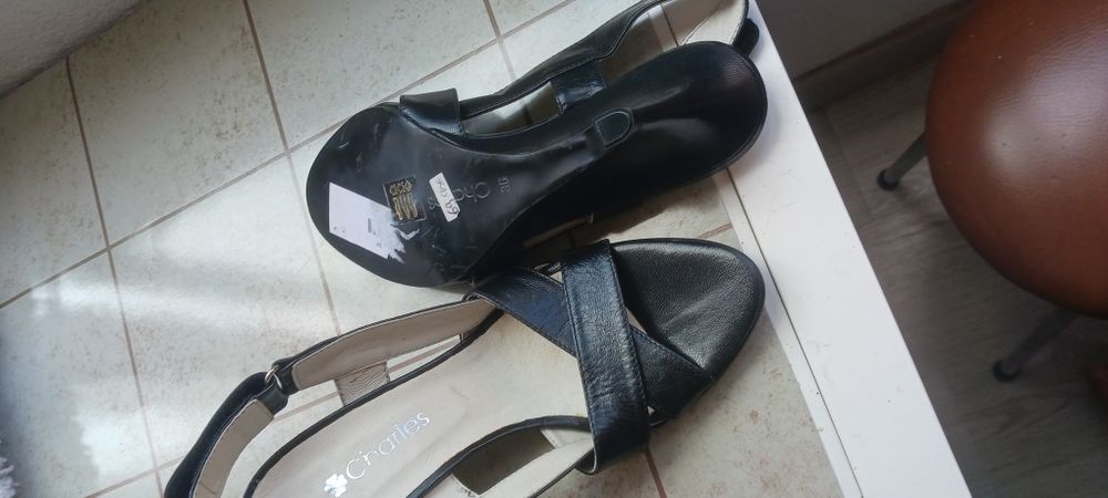 Sandalhas pele,t.36,novos