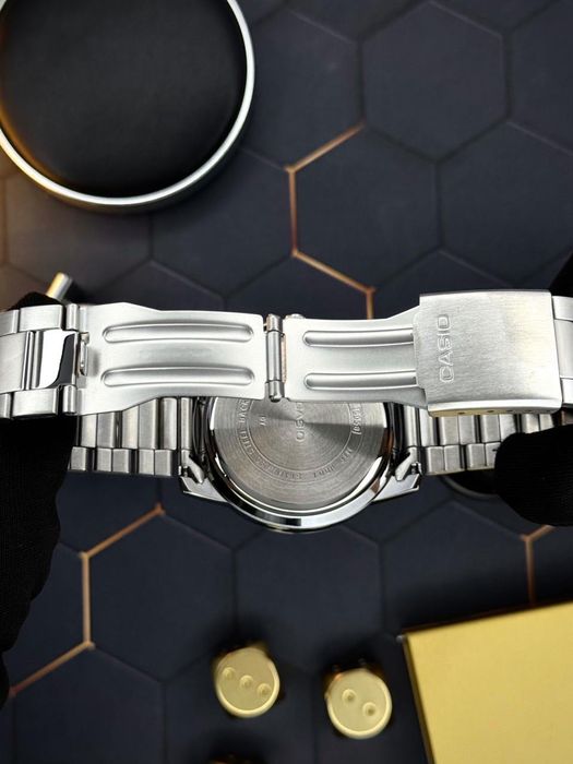 Оригінал! Чоловічий годинник Casio MTP-VD01D-1B