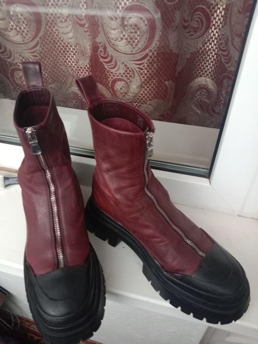 Продаю!Ботинки женские кожаные.