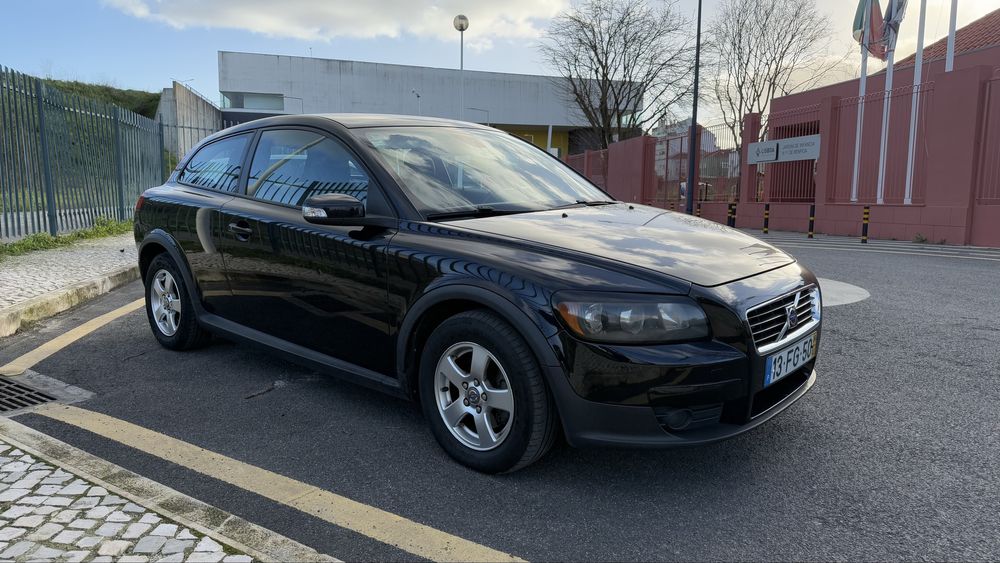 Volvo C30 2008 – 221.000 km – Excelente Estado