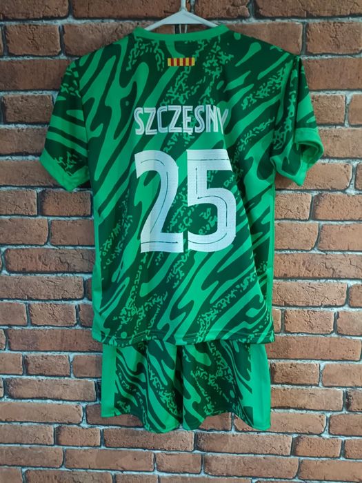 Strój bramkarski dziecięcy FC Barcelona Szczęsny rozm. 146