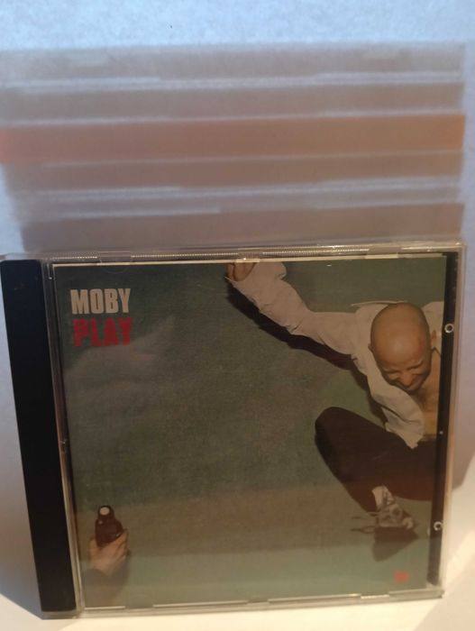cd Moby (Play)  ..