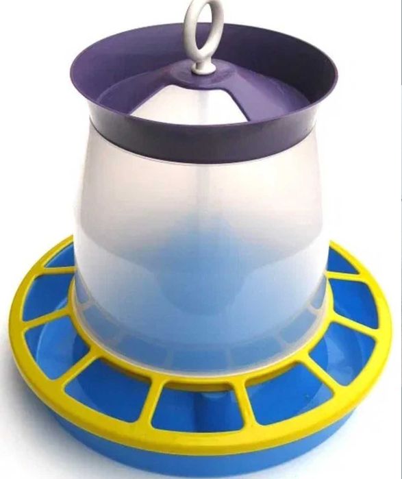 Кормушки бункер 3л . 50грн + бонус для пташок  + поилки