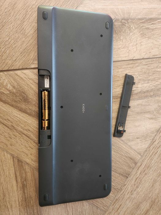 Klawiatura Logitech K400 Plus multimedialna bezprzewodowa