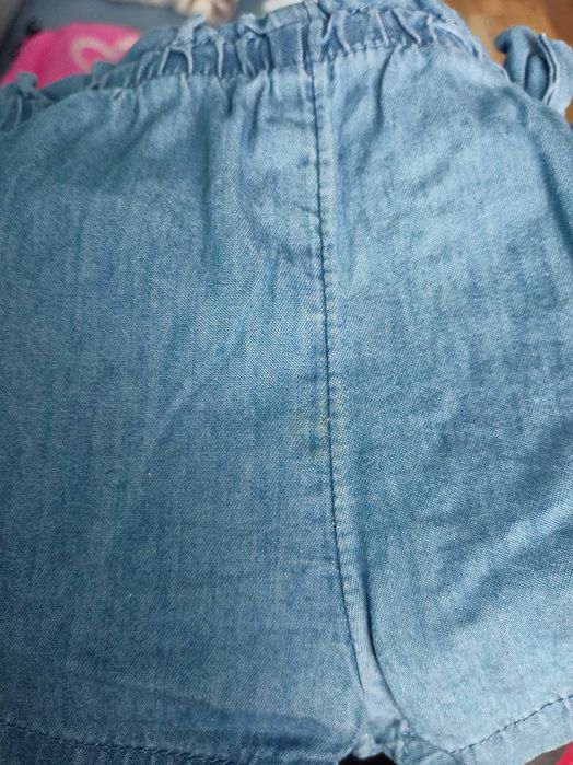 Rozmiar 80/86 spodenki krótkie dla dziewczynki 4 sztuki