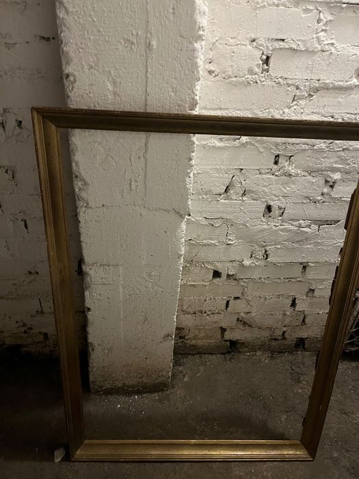 Rama drewniana 74/101,5 cm