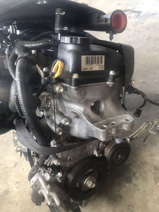 Motor Toyota Yaris 1kr