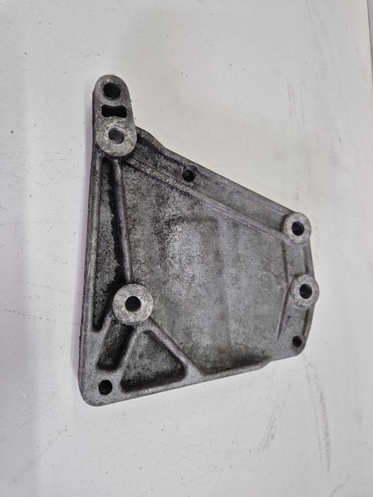 łapa wspornik mocowanie alternatora opel corsa c d combo fiorino