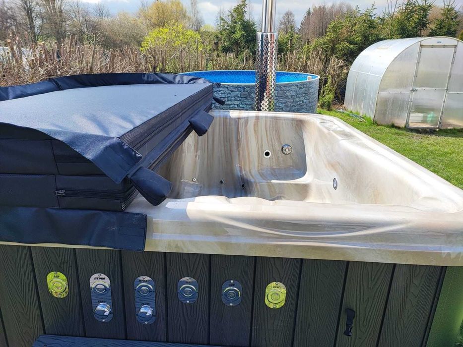 BALIA KWADRAT LUX - z piecem zewnętrznym -hot tub, spa, jacuzzi