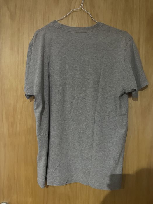 Tshirt Carhartt em bom estado