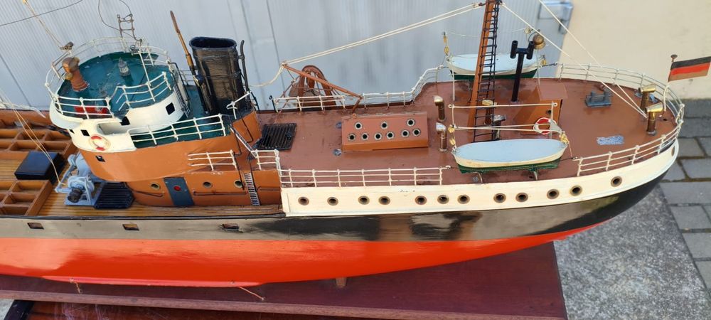 Model kutra rybackiego podświetlany