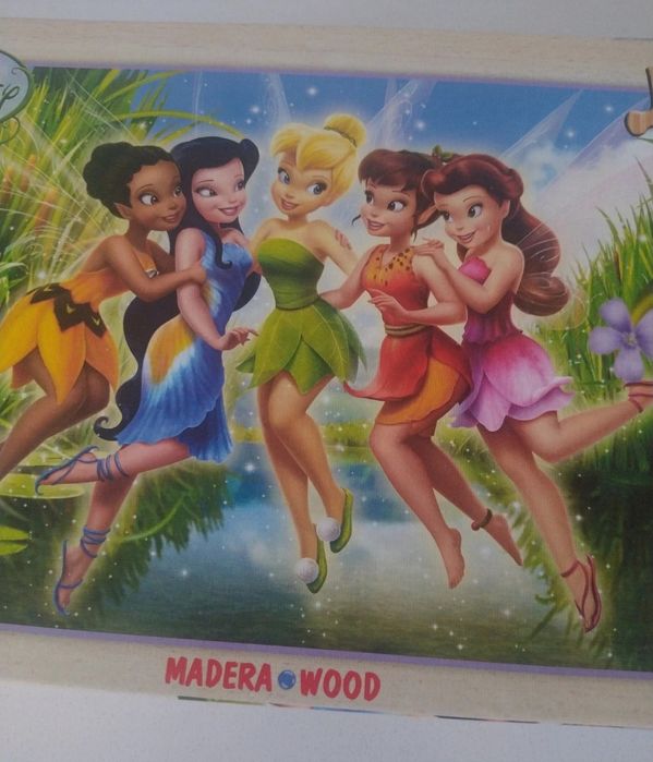 Puzzle e livro Sininho Disney