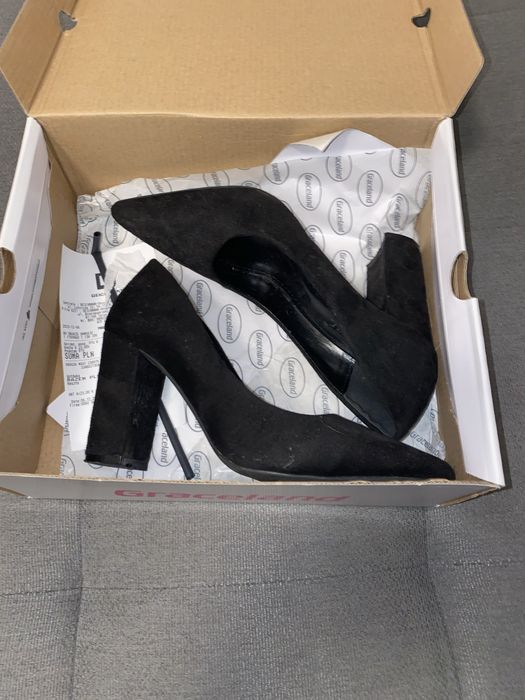 Szpilki na grubym obcasie