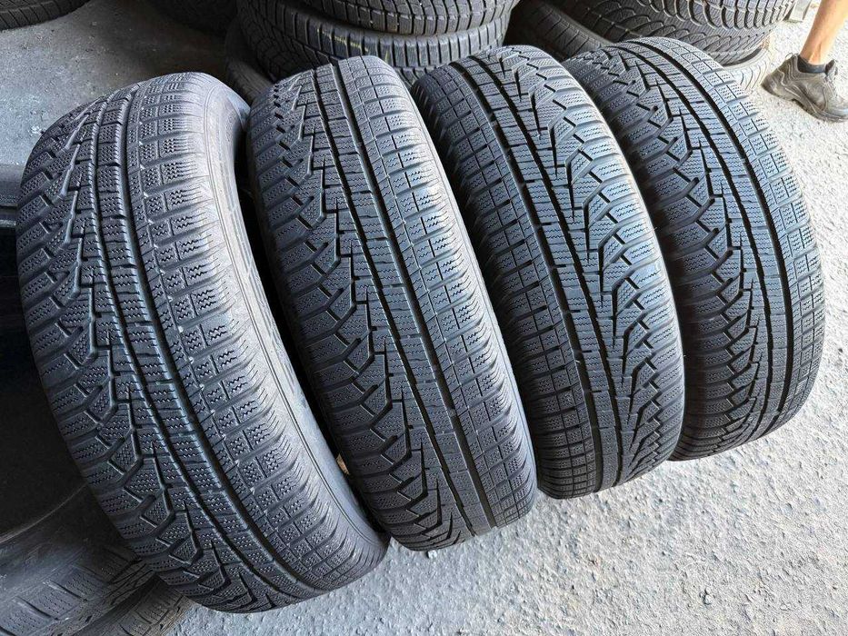 Шини зима 215/70/R16 Hankook Winter Icept Evo 2 Suv