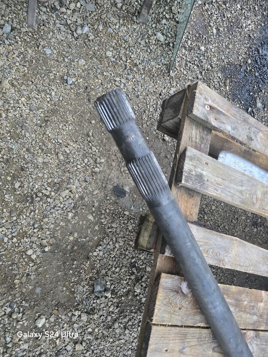 Półoś napędowa Man f2000 Me Le HYD1175 HDY 1175 28 Frezów  8×4 6×4 4×2 koła 22,5