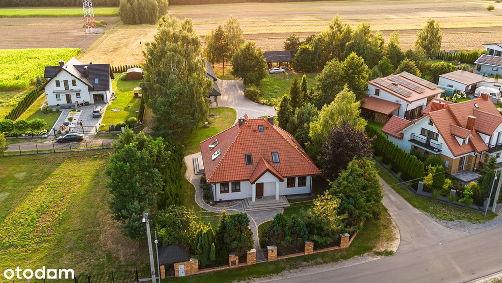 Prywatność, przestrzeń, cisza. Wyjątkowa posesja pod Łukowem