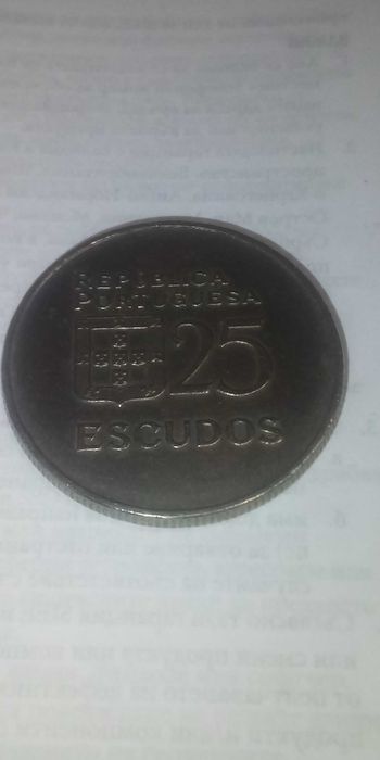 25 escudos de 1981