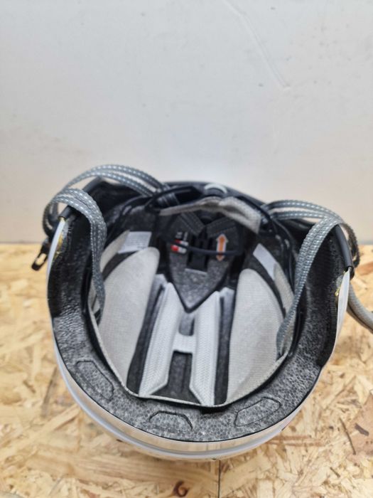 Capacete de contra-relógio R2 Ath19a Tria