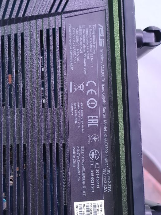 Asus Wifi router AC3200