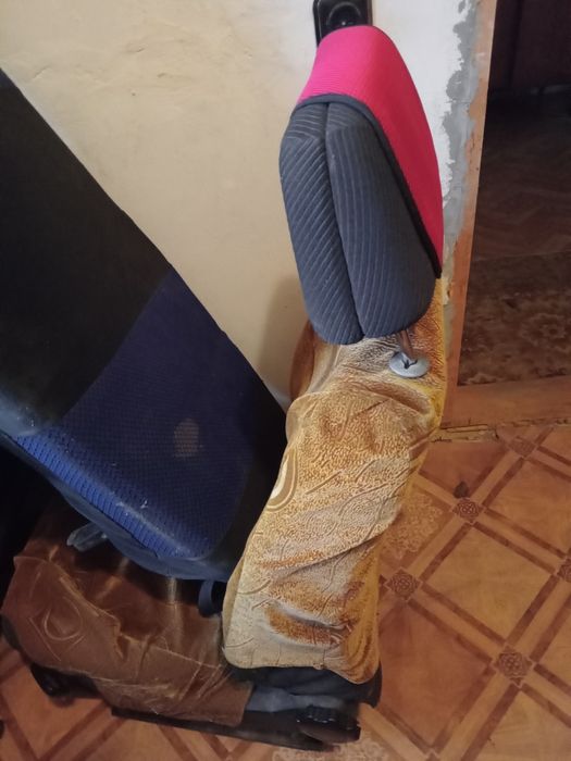 Сидения москвич 2141