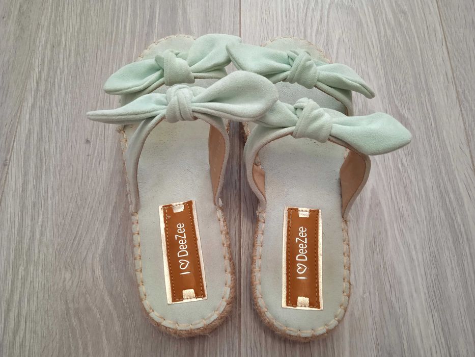 Шлепанцы для девочки