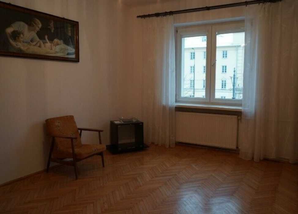 Поселение в однокомнатной квартире.