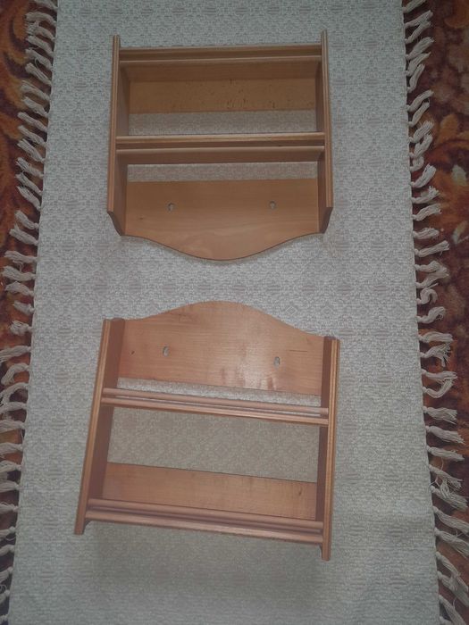 drewniana półka z PRL-u