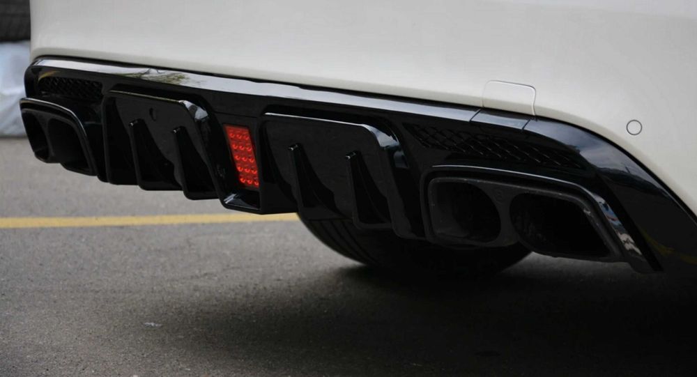 дифузор w205 205 Mercedes W205 14-18 стиль Brabus c63 диффузор